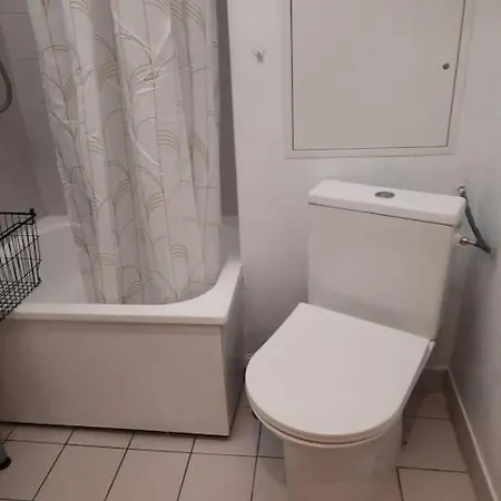 Charming Duplex Near Appartamento Bussy-Saint-Georges
